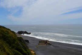 looking north from the overlook at the Black Sands Beach trailhead
